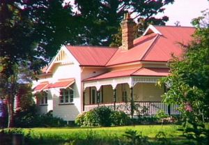 eureka - australian country house.jpg